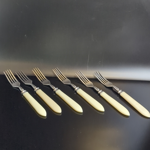 Набор из 6 столовых вилок СССР нержавейка, под кость, советский винтаж 1970-1990 гг