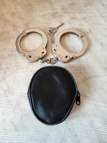 Наручники тип БРС с чехлом