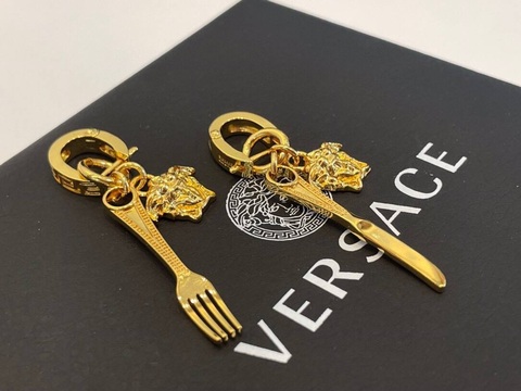 Серьги Versace