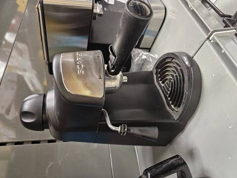 Кофеварка SCARLETT SC-037 (б/у) =