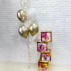 Композиция из воздушных шаров с конфетти для девушки, LOVE.