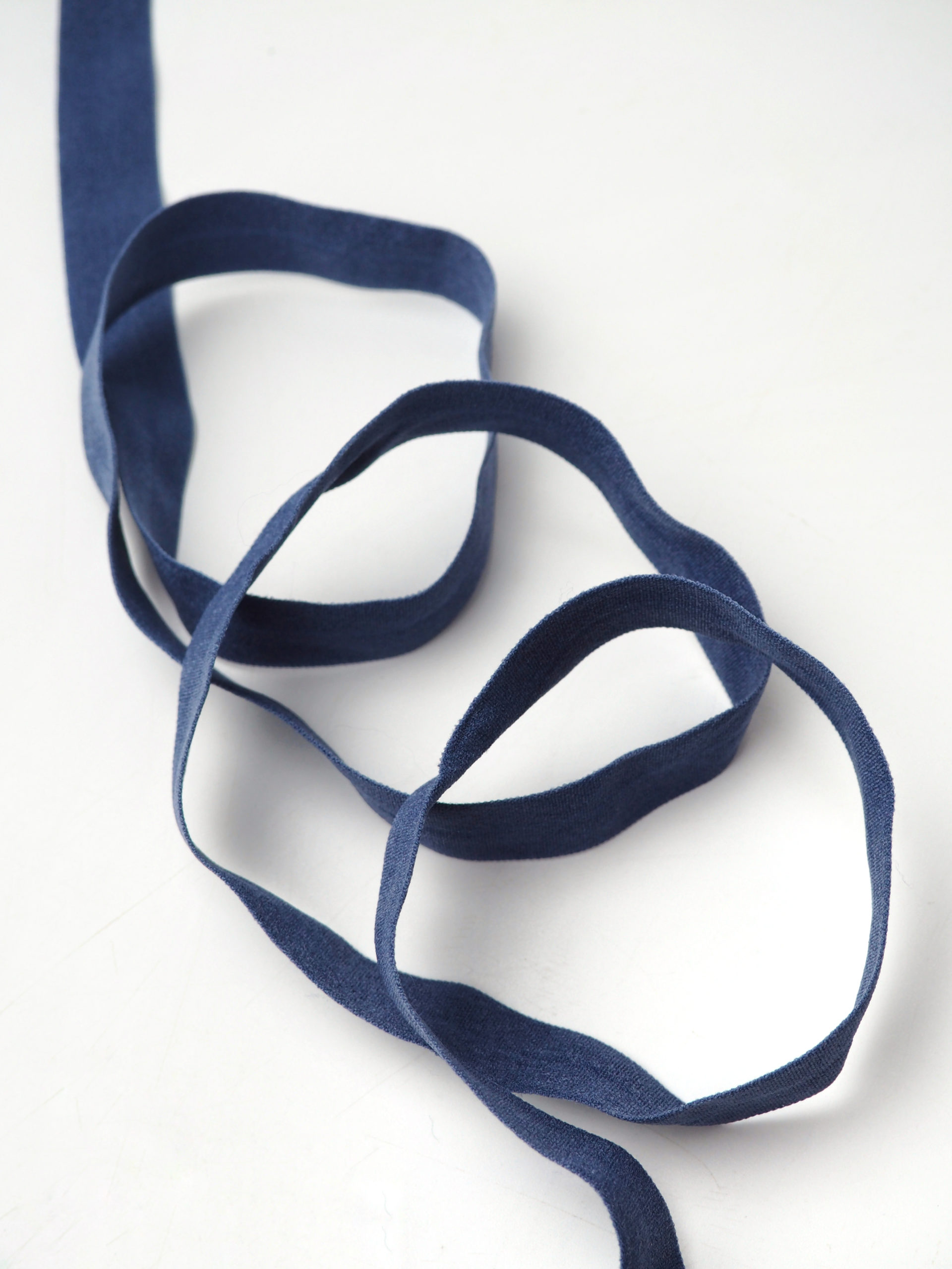 Бейка эластичная индиго ширина 15 мм