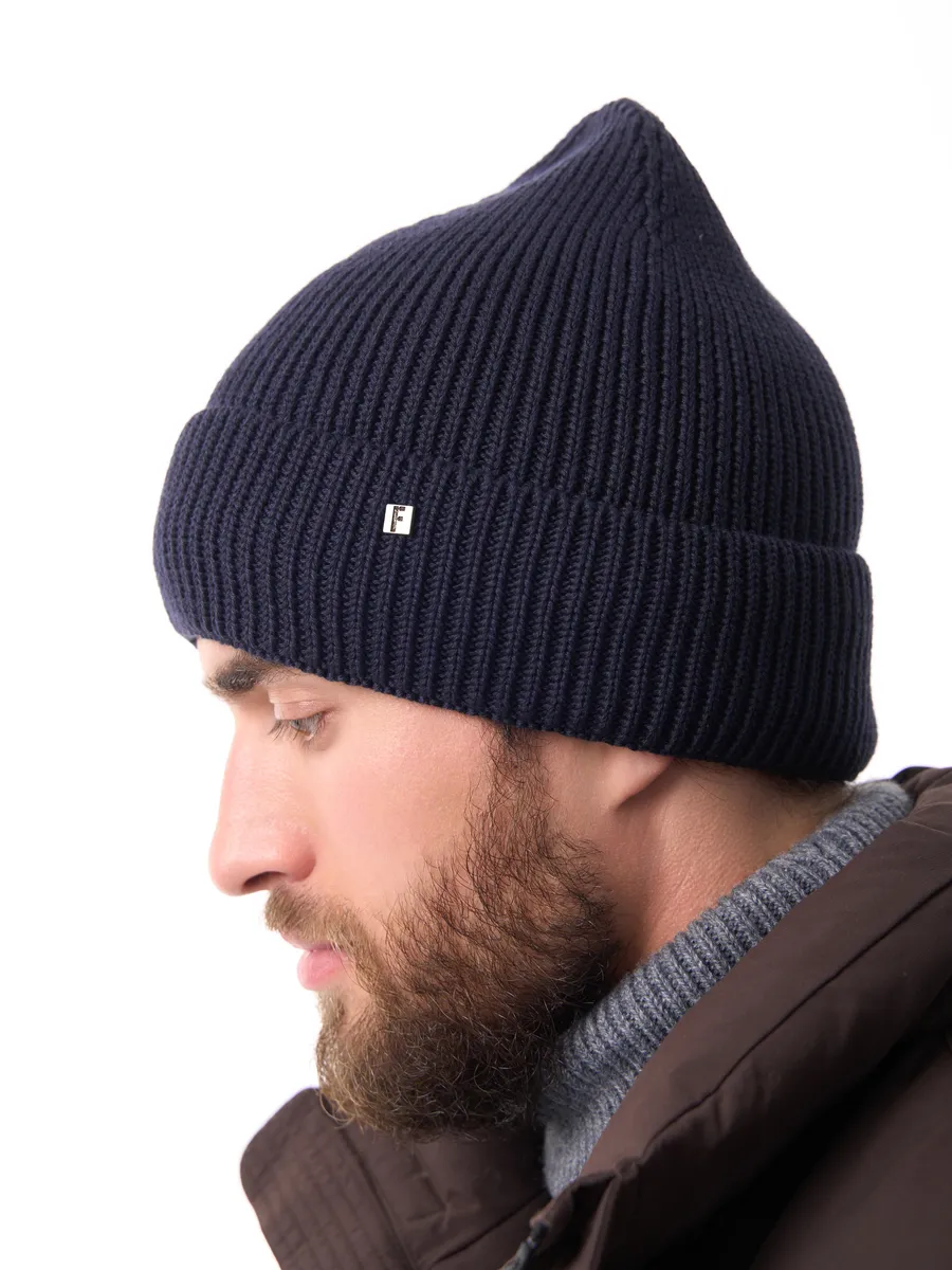 Шапка зимняя на флисе вязаная осень