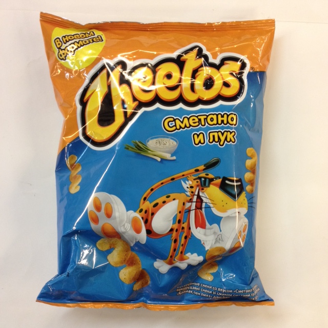 Cheetos купить. Снеки кукурузные читос 55г. Читос спиральки сметана лук. Кукурузные чипсы читос. Чипсы читос «сметана лук» 55г.