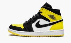 Air Jordan 1 Mid SE "Yellow Toe"