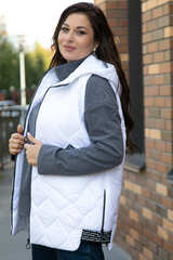 Жилет утепленный Дана Мур (белый) Б14308-18М LT Collection