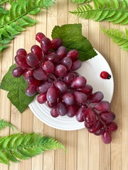 Виноград искусственный натуралистичный, КРУПНАЯ ГРОЗДЬ, длина 24 см., более 55 ягод, цвет БОРДОВО-РОЗОВЫЙ, 1 гроздь.