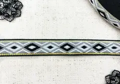 Тесьма жаккард с люрексом, ш. 2,5 см, чёрный/белый с золотом