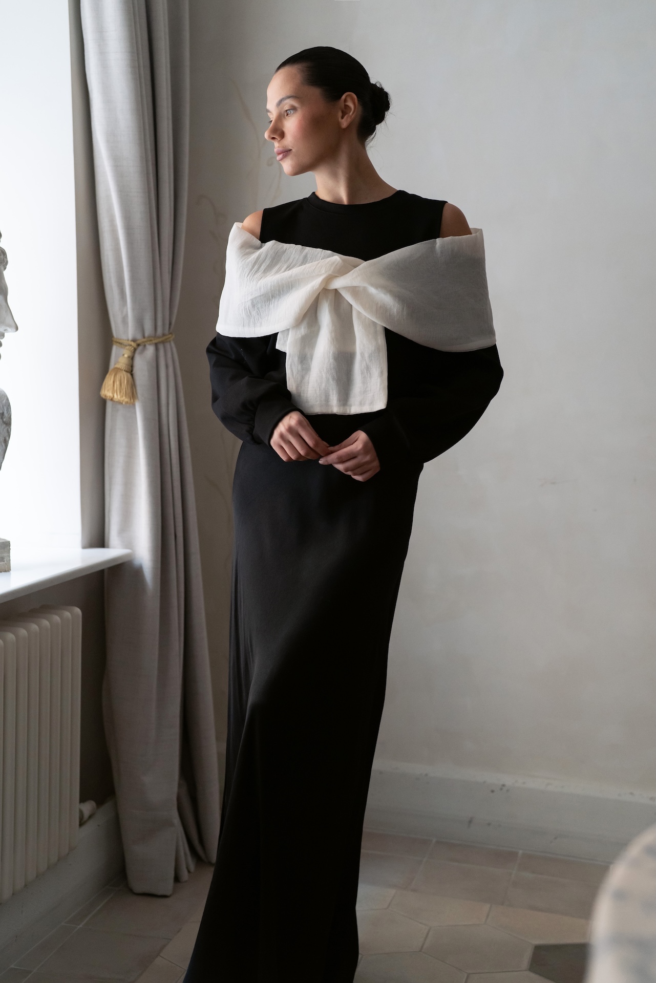 Свитшот с бантом