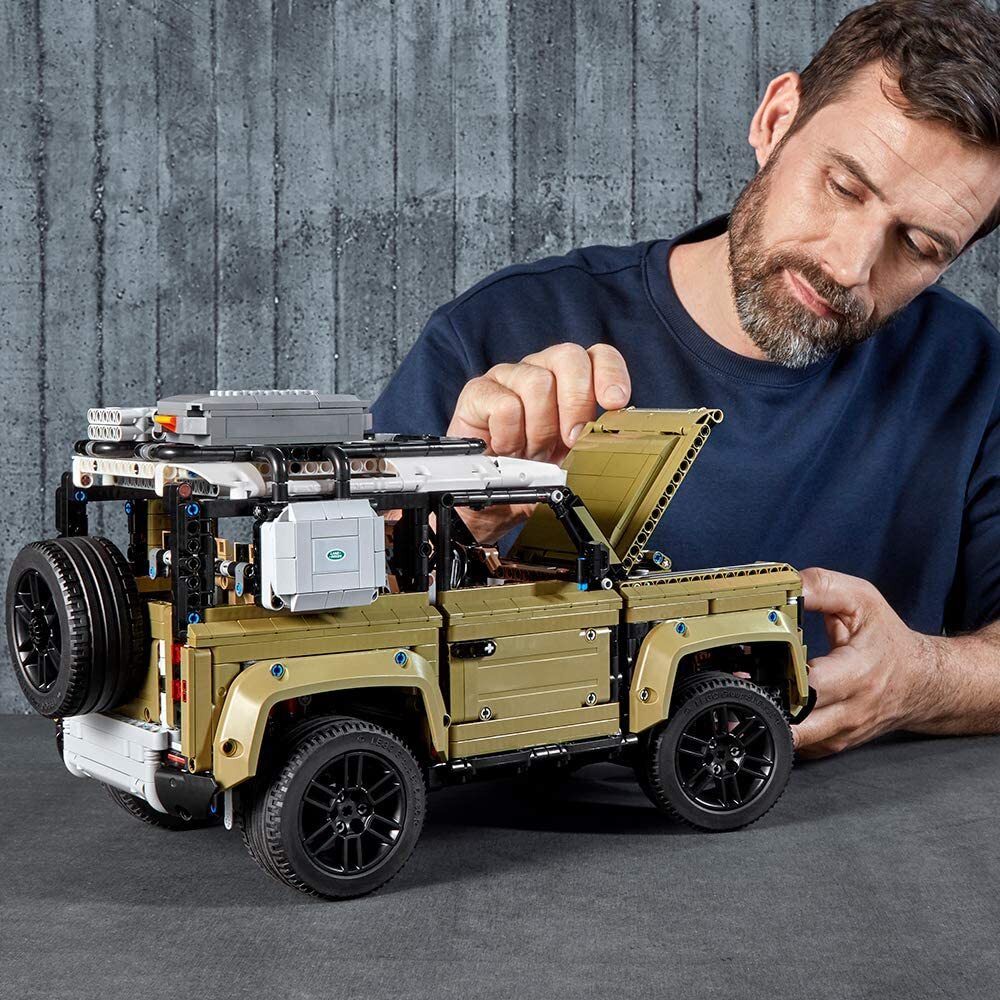 Конструктор LEGO Technic 42110 Land Rover Defender Лего Техник