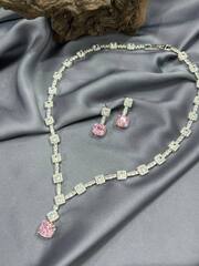 Набор украшений теннисное колье +серьги в стиле GRAFF