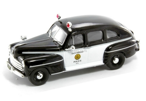 Ford Fordor 1947 Police San Diego USA 1:43 DeAgostini World's Police Car #50