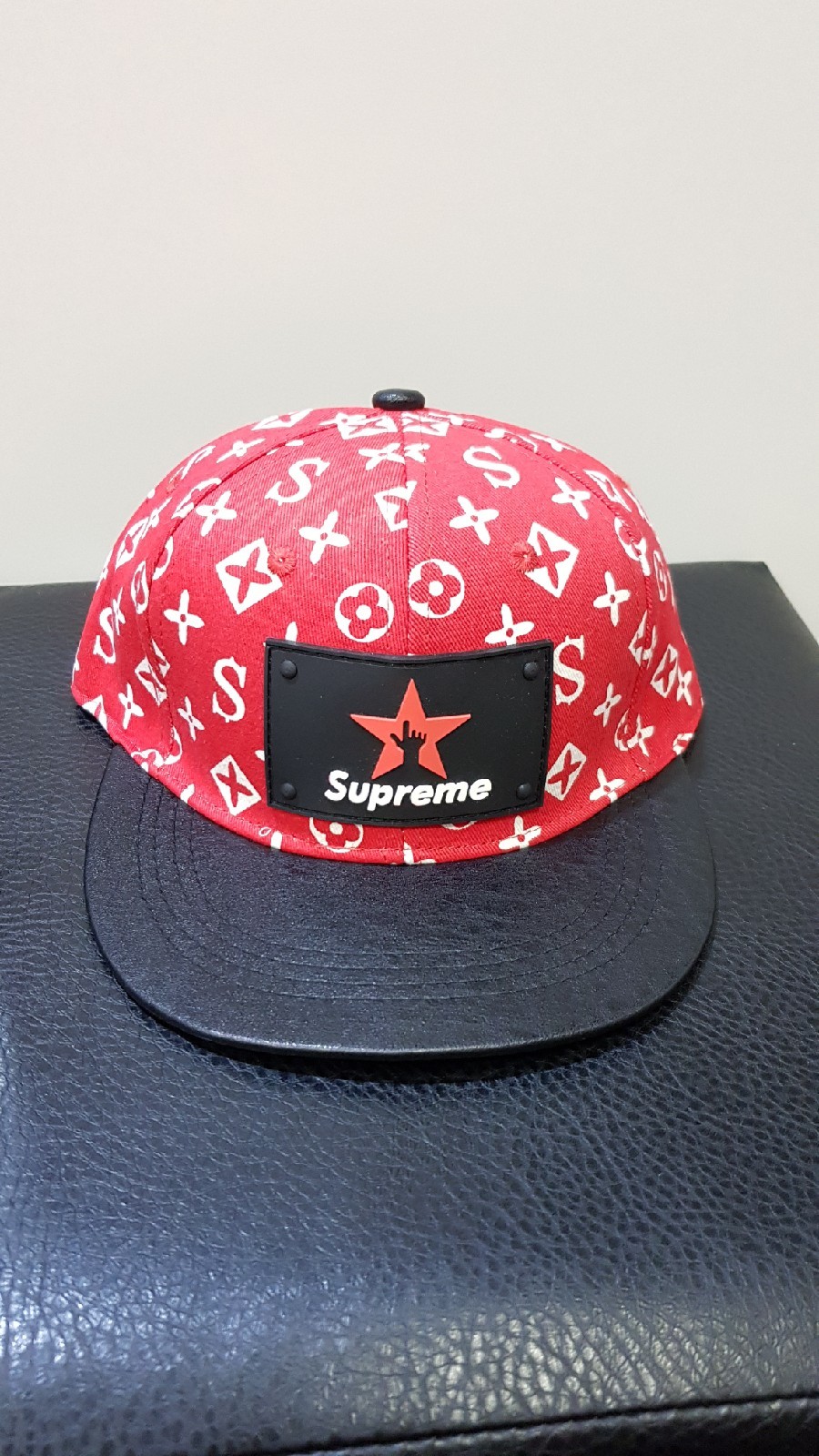 Кепка Supreme черная