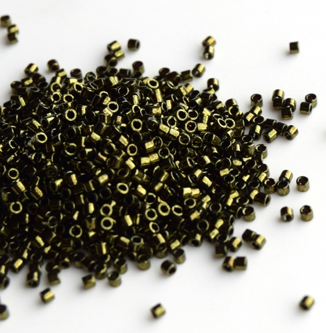 DB-0011 Бисер цилиндрический Миюки делика 11/0 /Miyuki delica 11/0 Metallic Olive