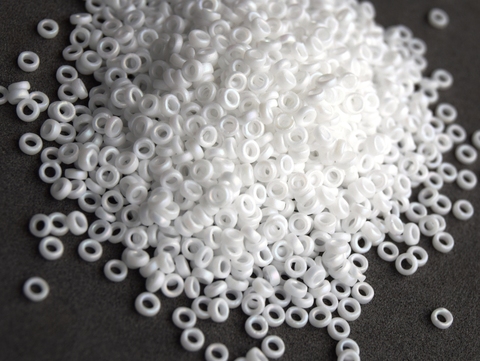 SPR-0402FR White Opaque Matted AB