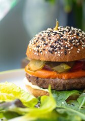 ЦИНИЧНЫЙ ВЕГАН БУРГЕР