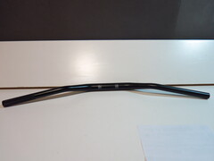 Руль 28,5-22 мм 720 мм Чёрный