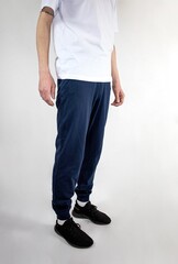 Мужское тёплое трико с манжетами из футера с начёсом. Расцветки моделей обновляются каждую неделю. ОСТАВЛЯЕМ ЗА СОБОЙ ПРАВО отправить расцветку, которая есть на складе.