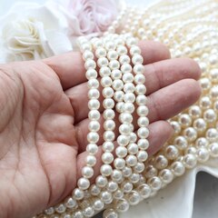 Майорка айвори 6 мм, 1 нить, МА142