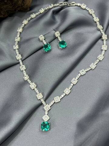 Набор украшений теннисное колье +серьги в стиле GRAFF