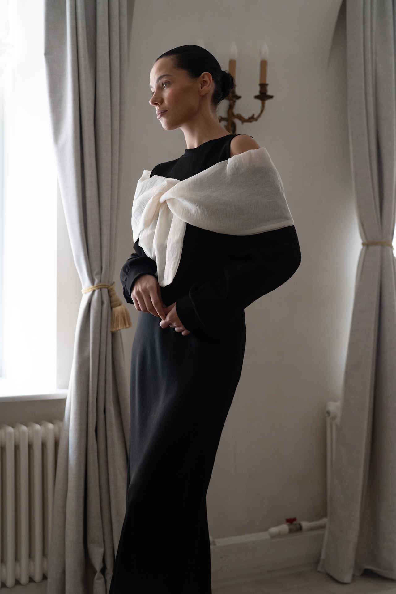 Свитшот с бантом