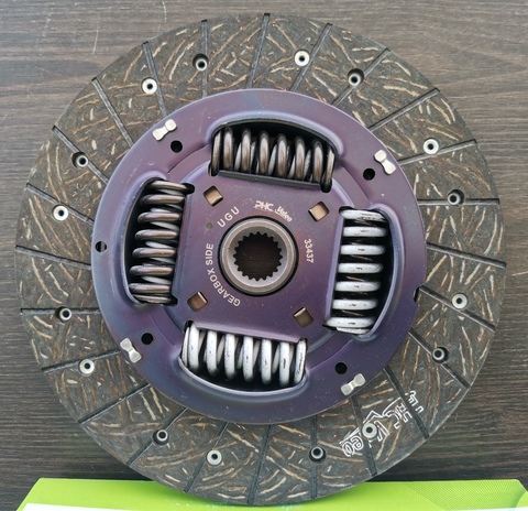 ДИСК СЦЕПЛЕНИЯ TUCSON, SPORTAGE 2,0 БЕНЗ VALEO PHC (235 мм)