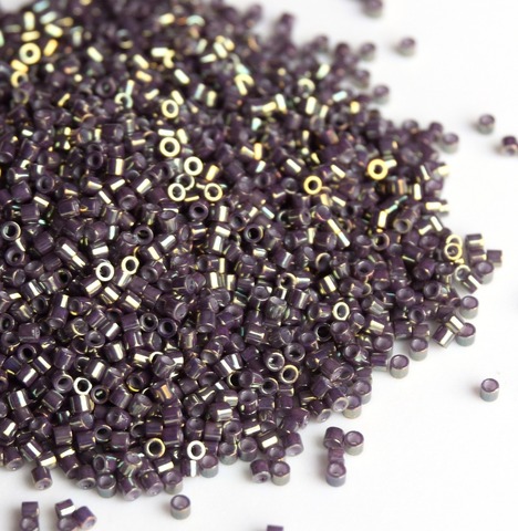 DBS-1011 Бисер цилиндрический Миюки делика 15/0 /Miyuki delica 15/0 metallic iris dusty mauve gold