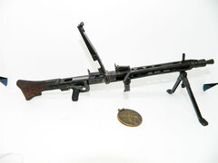 Miniature machine gun MG42