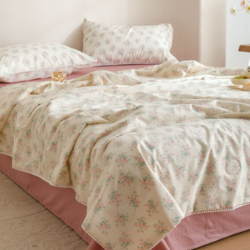 Комплект постельного белья Семейный (2 одеяла) Хлопок Розовые цветы