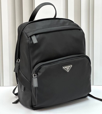 Рюкзак Prada Re-nylon и сафьяновой кожи, черный