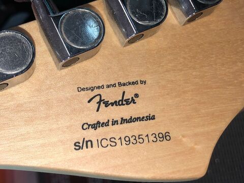 Электрогитара Fender Squier Bullet trem HSS BLK