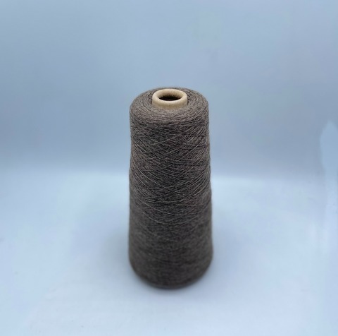 Folco (пр.Италия) 32/2 1600м/100гр, 50% меринос, 50% акрил, цвет-Бронза(524/542), арт.33947