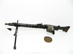 Miniature machine gun MG42