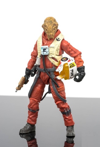 Фигурка Пилот Илло Эсти Пробуждение силы Black Series