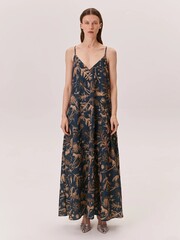 Сарафан на тонких бретелях 