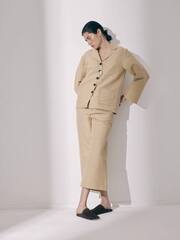 ISLA suit in beige