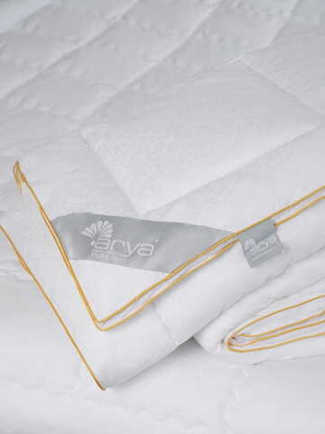 Одеяло всесезонное 155x215 Arya home Pure Line Imperius