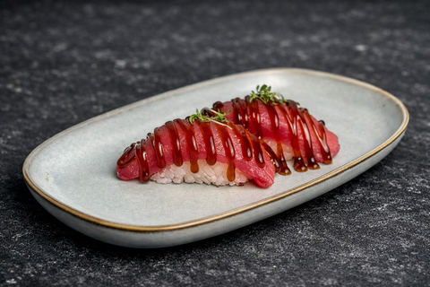 Суши с тунцом (2 шт)