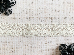 Кружево хлопковое/Тесьма вязаная, 25.01.044, ш. 2,5 см.