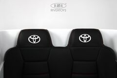 Toyota LAND CRUISER 300 4WD L999LL  (лицензионная модель)