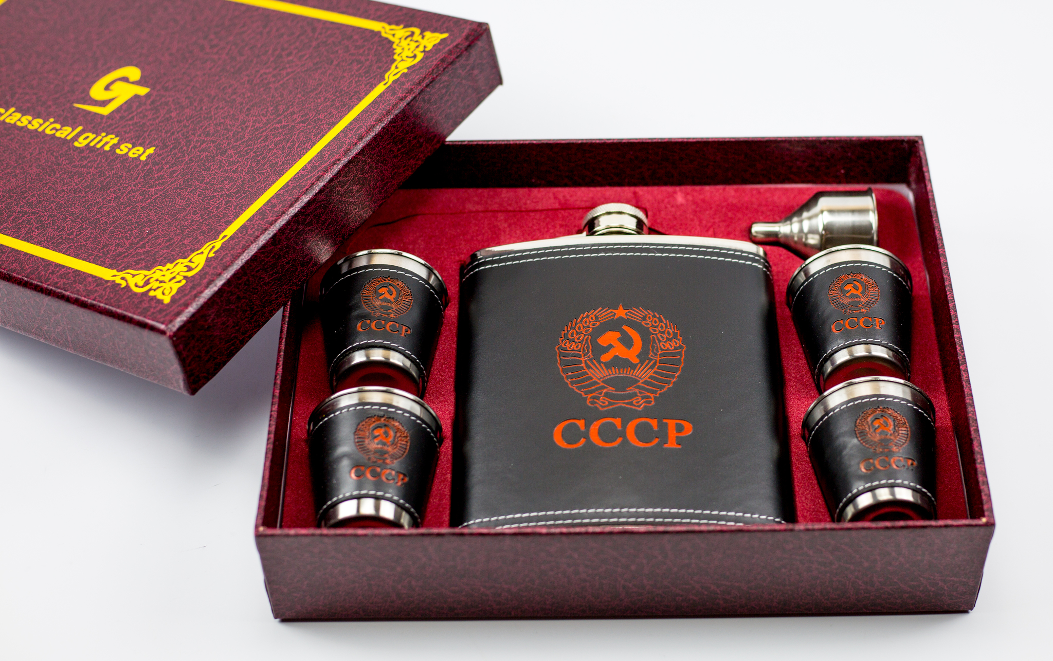 Подарочный набор СССР из фляги 540 мл, 4-х стопок и воронки