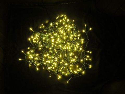 Светодиодная гирлянда Triumph Tree 700 ламп, теплый свет, 8 функций