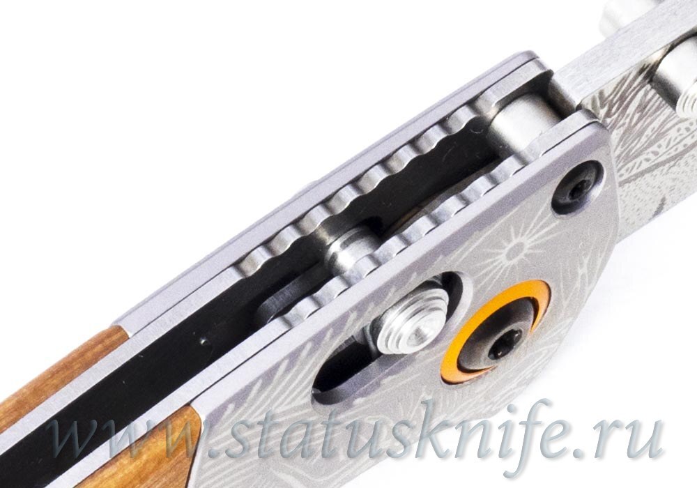 Нож Benchmade 15085-2202 Mini Crooked River Deer LE Artist Series