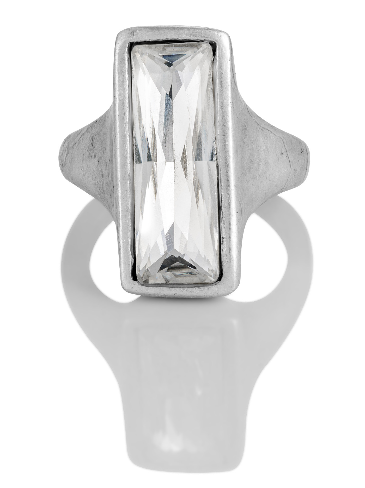 Дизайнерское кольцо с кристаллом Swarovski