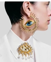 22823- Брошь ГЛАЗ (желтый) с подвесками из речного жемчуга в стиле Schiaparelli