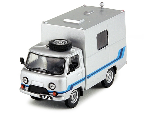 Volga GAZ 24 Ambulance - URSS / CCCP - 1:43 - Miniature D'occasion
