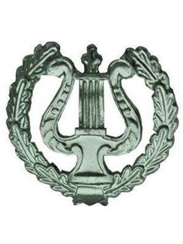 Эмблема петличная Лира в венке металл полевая