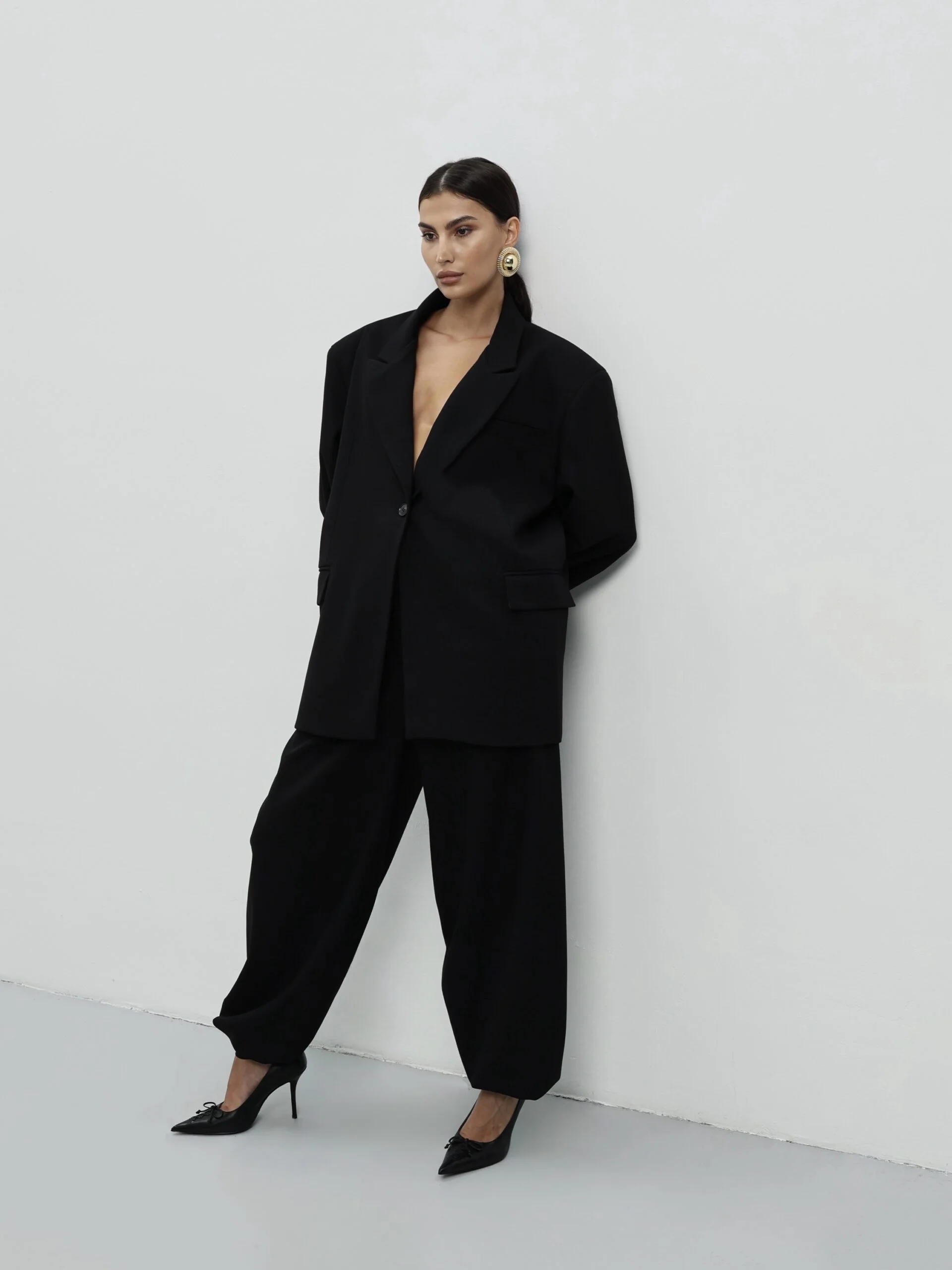 Брюки с маленькими деталями, Черные