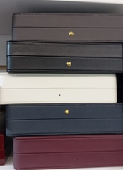 77416- Большая подарочная коробка (футляр) для колье/комплекта украшений, сатин