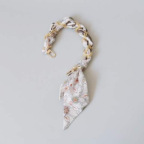 Ручка из цепочки с платком S-32